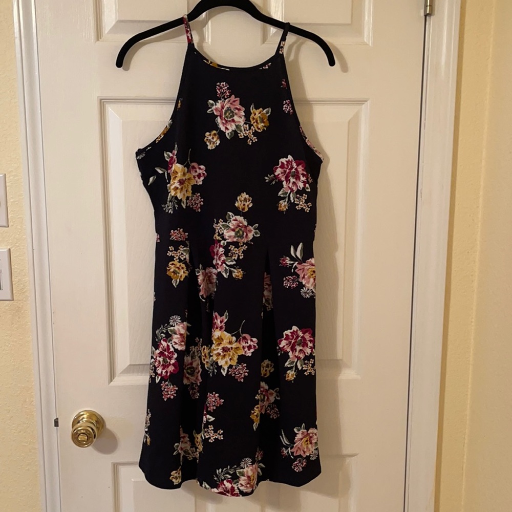 Stretch polyester dress